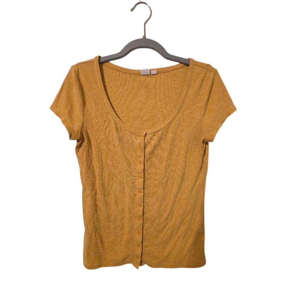 Gap Womens Medium Mustard Yellow Ribbed Button Front Tee